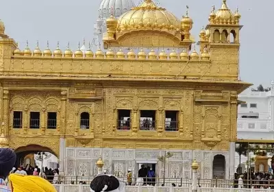 golden-temple-amritsar.jpg